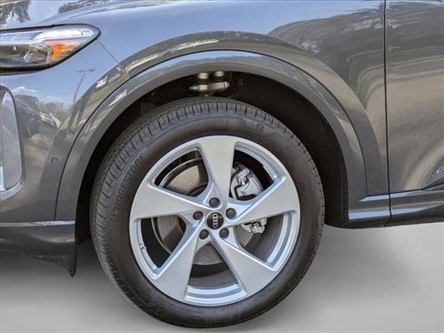 New 2025 Audi Q5 Premium Plus image 10