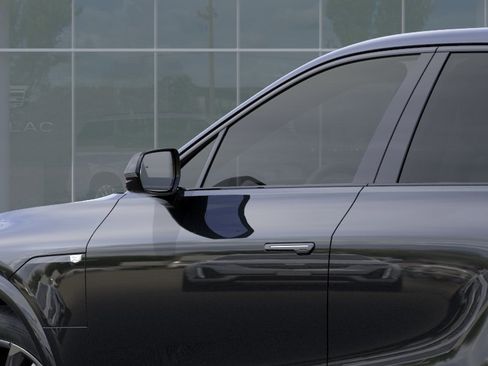 New 2026 Cadillac Lyriq V AWD/4WD image 12