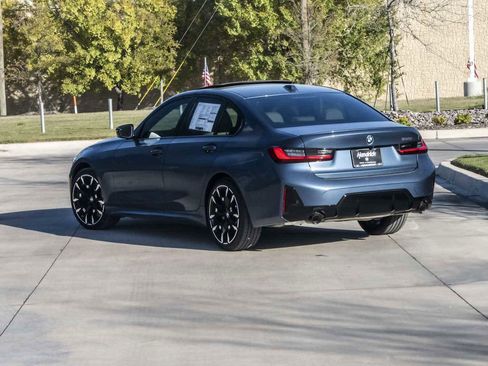 Used 2026 BMW 330i Sedan w/ M Sport Package RWD image 2