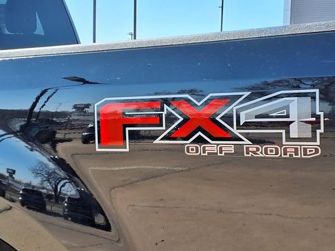 Used 2020 Ford F250 Lariat w/ Lariat Ultimate Package image 7