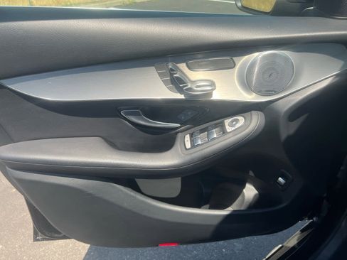 Used 2020 Mercedes-Benz GLC 300 4MATIC Coupe image 14