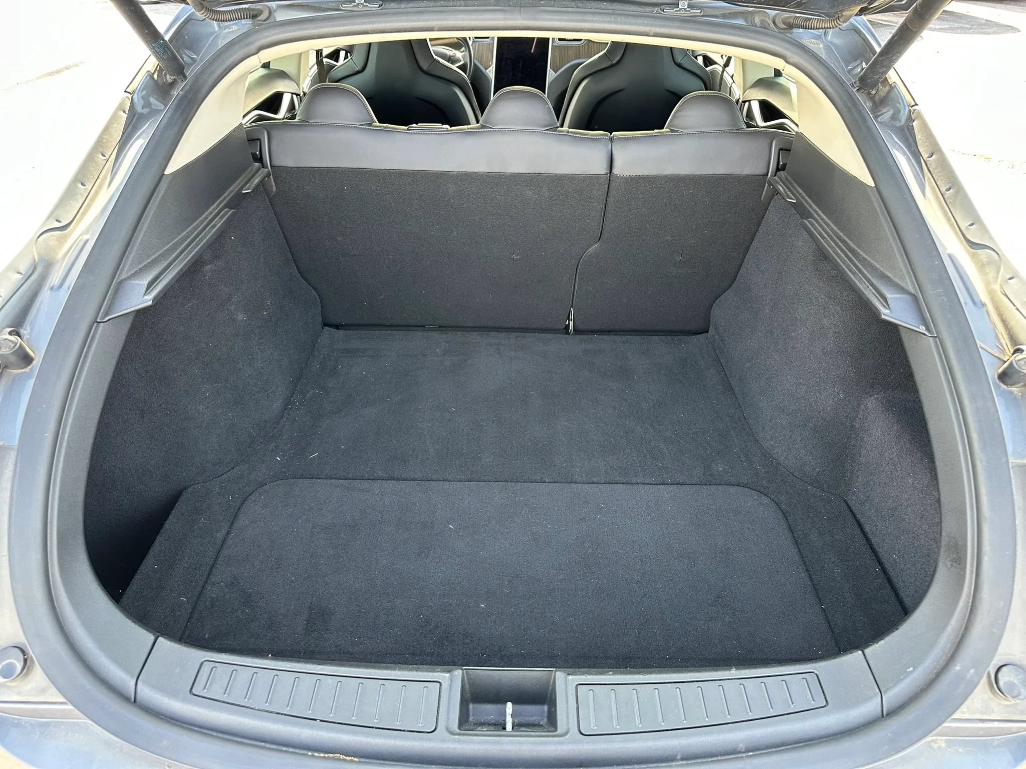 Used 2013 Tesla Model S Performance RWD image 18