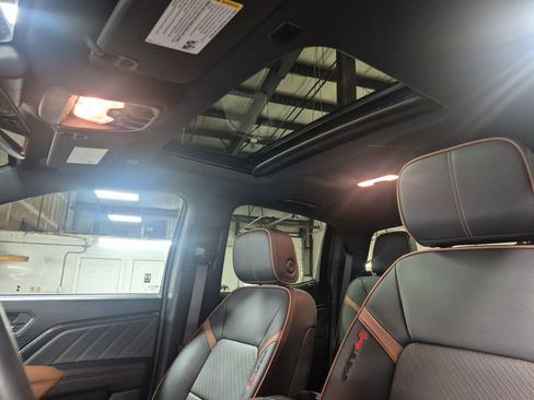 Certified 2023 GMC Canyon AT4 w/ AT4 Premium Package image 20