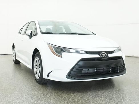 New 2026 Toyota Corolla LE FWD image 30