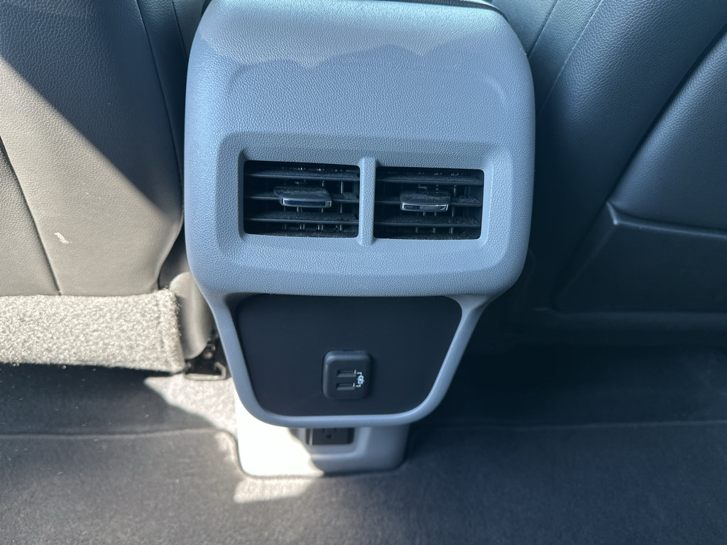 Used 2021 GMC Terrain SLT w/ Infotainment Package II AWD/4WD image 24