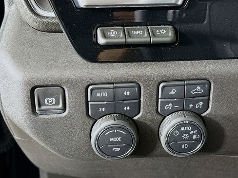 New 2025 Chevrolet Silverado 2500 LTZ w/ LTZ Convenience Package AWD/4WD image 10