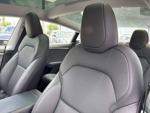 Used 2025 Tesla Model 3 Long Range RWD image 27