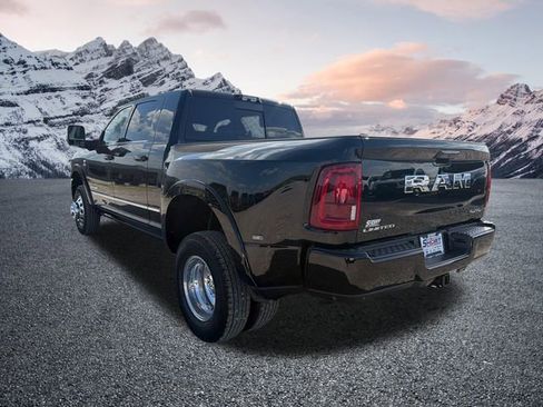 New 2026 RAM 3500 Limited AWD/4WD image 7