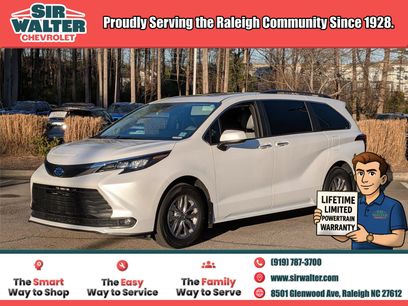 Used 2025 Toyota Sienna XLE w/ XLE Plus Package