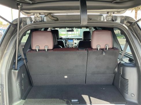 Used 2017 Ford Expedition Platinum RWD image 12