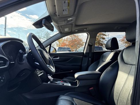 Used 2019 Hyundai Santa Fe Limited image 12