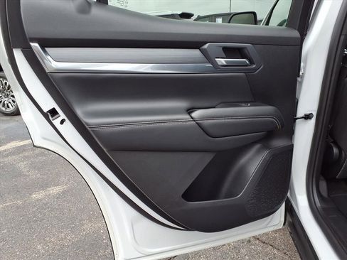 Certified 2025 GMC Terrain Elevation image 22