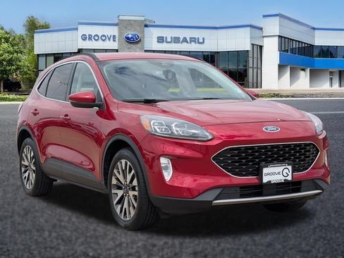 Used 2020 Ford Escape Titanium AWD/4WD image 8