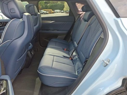 Used 2025 Cadillac Optiq Sport 2 AWD/4WD image 17