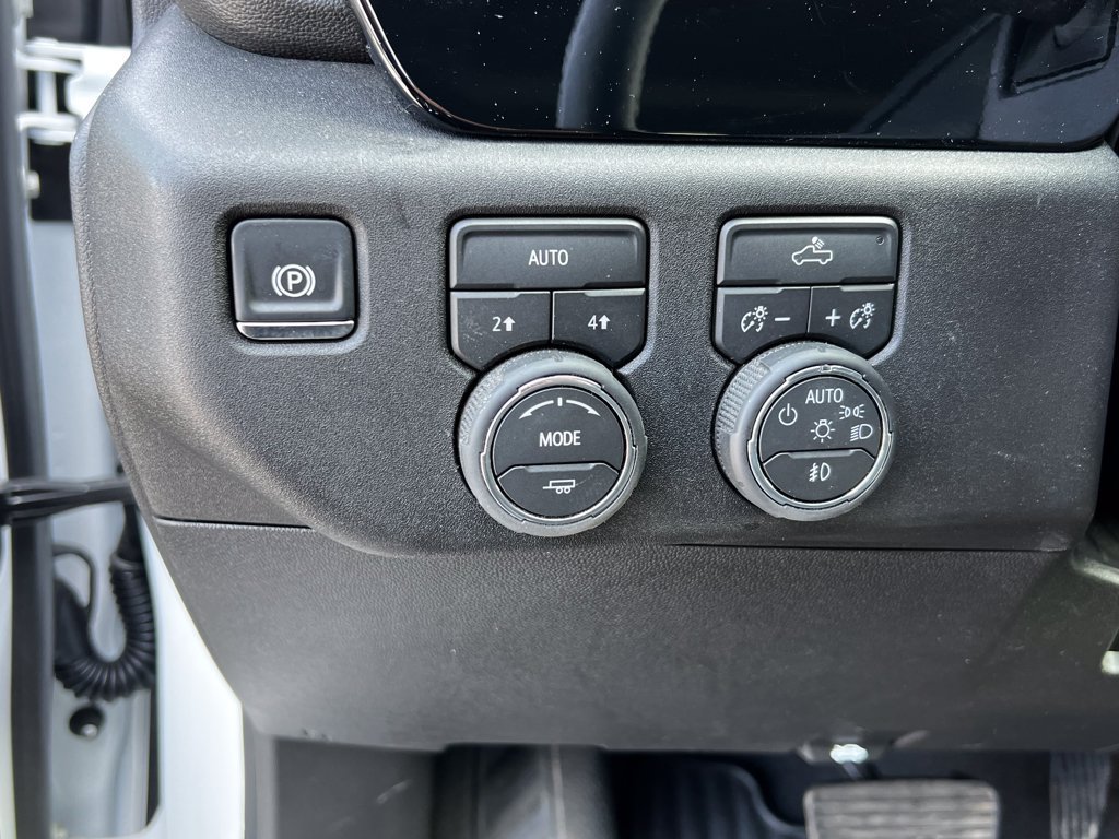Used 2026 Chevrolet Silverado 1500 RST AWD/4WD image 19