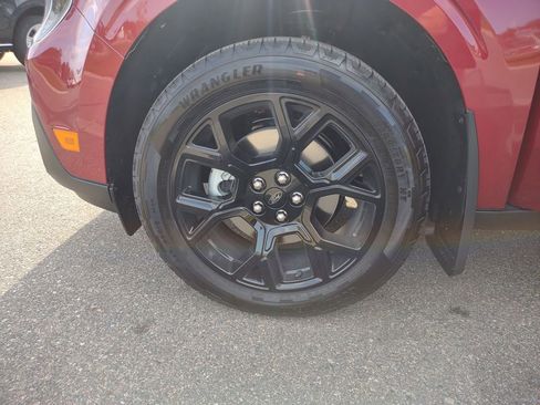 New 2025 Ford Maverick XLT image 31