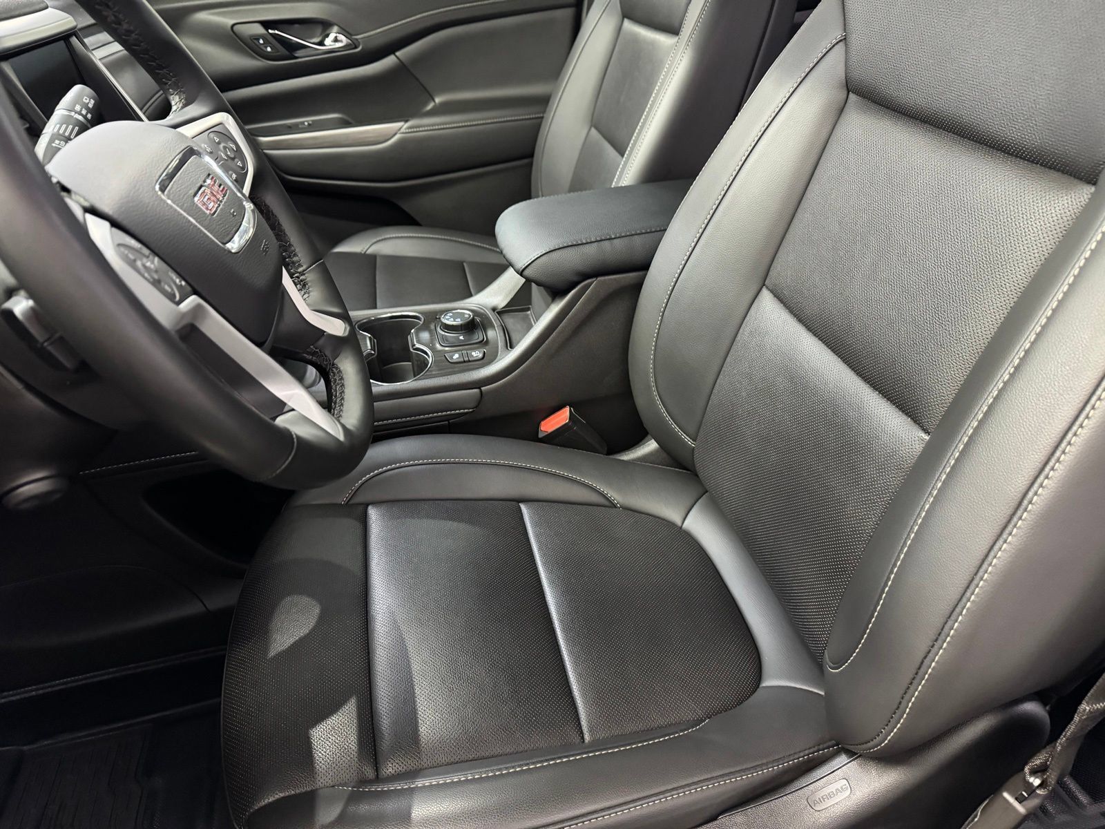 Used 2023 GMC Acadia SLT w/ Preferred Package AWD/4WD image 11