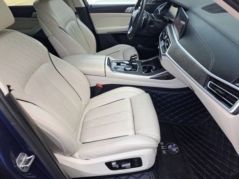 Used 2020 BMW X7 xDrive40i w/ Premium Package AWD/4WD image 14
