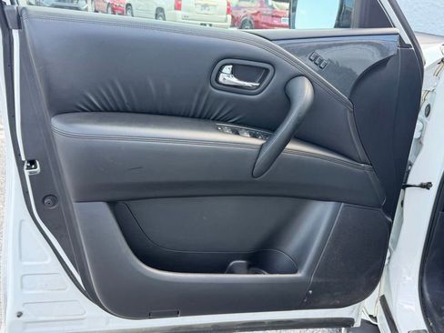 Used 2023 Nissan Armada SL w/ Midnight Edition Package RWD image 37