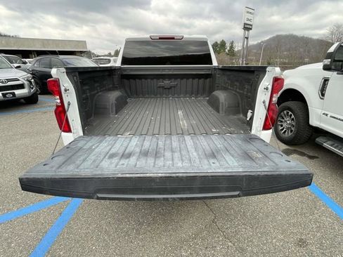 Used 2023 Chevrolet Silverado 1500 LT Trail Boss w/ Protection Package AWD/4WD image 11