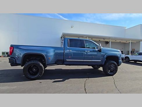 New 2026 Chevrolet Silverado 3500 High Country w/ High Country Premium Package image 32