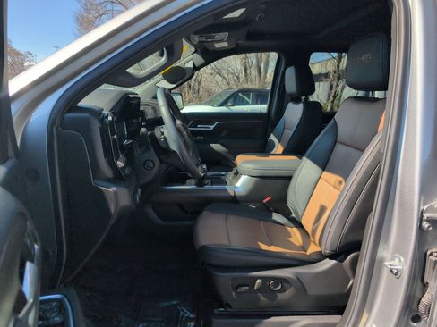 Certified 2025 Chevrolet Silverado 1500 High Country w/ High Country Premium Package image 26