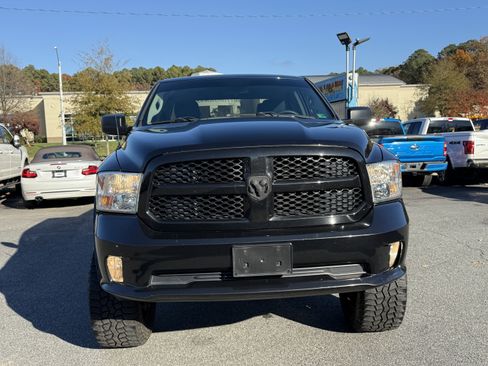 Used 2018 RAM 1500 Express w/ Express Value Package image 3