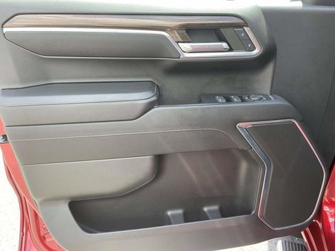 Used 2023 Chevrolet Silverado 1500 LT AWD/4WD image 46