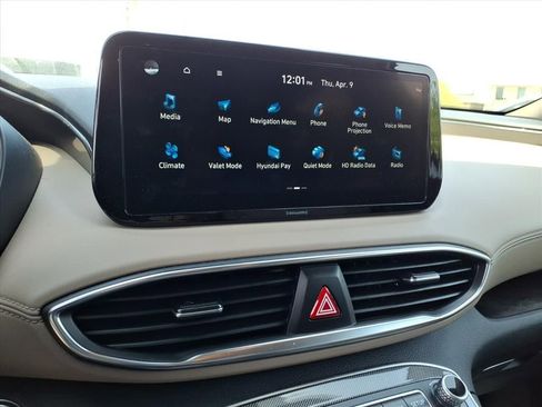 Used 2023 Hyundai Santa Fe SEL image 9
