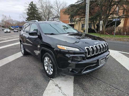 Used 2015 Jeep Cherokee Limited AWD/4WD image 3