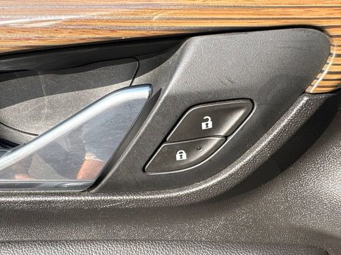 Used 2019 GMC Terrain SLE w/ Driver Convenience Package AWD/4WD image 13