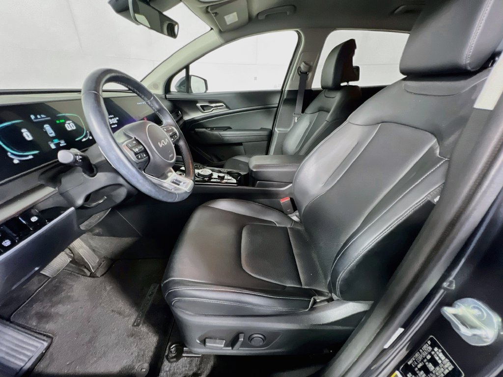 Certified 2023 Kia Sportage EX AWD/4WD image 12