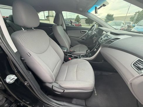 Used 2014 Hyundai Elantra SE FWD image 26