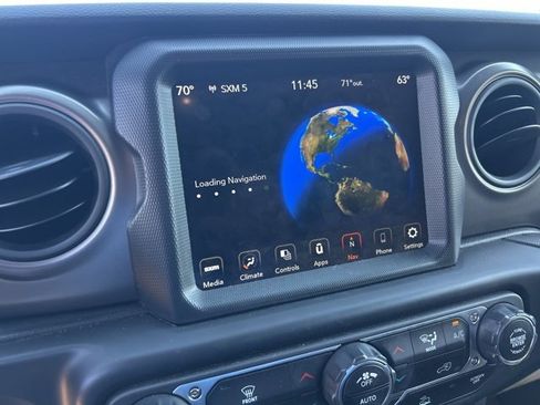 Used 2022 Jeep Wrangler Unlimited Sport image 15