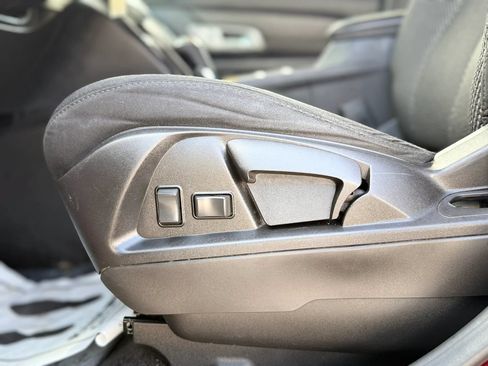 Used 2016 GMC Terrain SLE FWD image 35