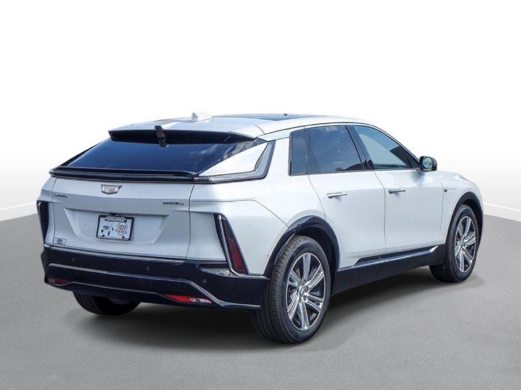 Used 2024 Cadillac Lyriq Tech w/ Driver Assist Package AWD/4WD image 8
