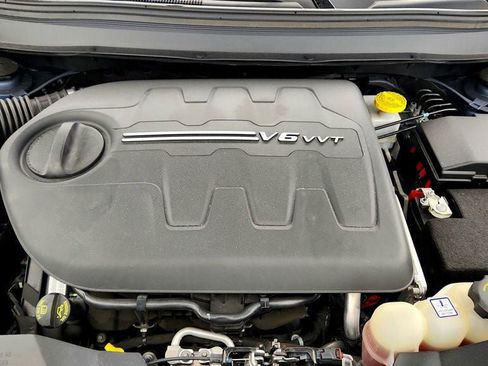 Used 2021 Jeep Cherokee Limited AWD/4WD image 28