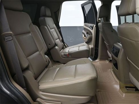 Used 2018 Chevrolet Tahoe Premier w/ Max Trailering Package image 16