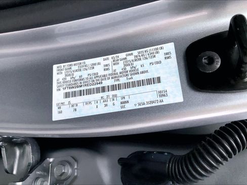Used 2024 Ford F250 Platinum image 29