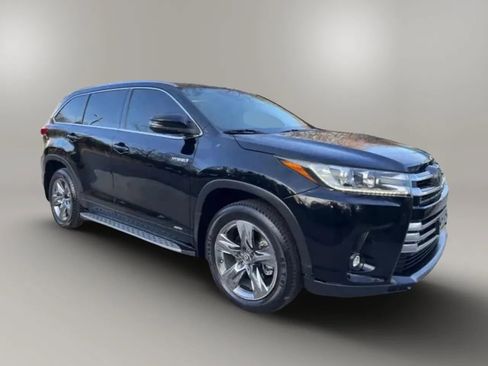 Used 2019 Toyota Highlander Limited Platinum AWD/4WD image 9
