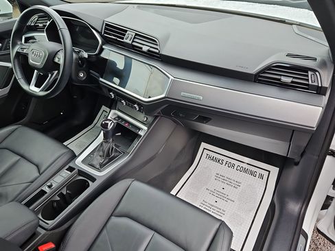 Used 2023 Audi Q3 2.0T Premium Plus w/ Premium Plus Package image 31