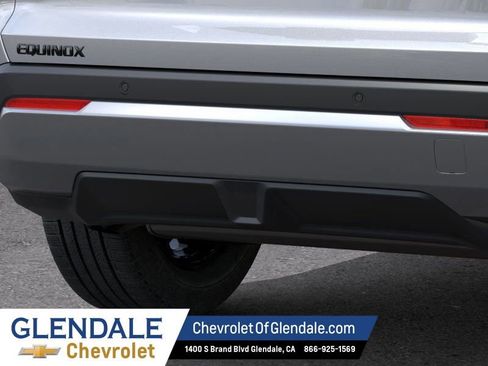 New 2026 Chevrolet Equinox LT w/ Midnight Edition FWD image 14