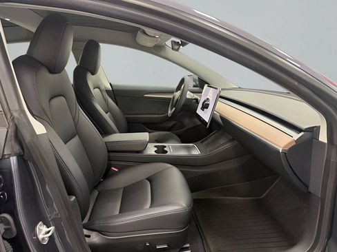 Used 2023 Tesla Model 3 Standard Range RWD image 12