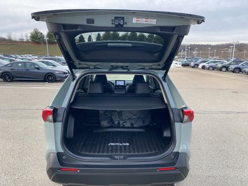 Used 2023 Toyota RAV4 XLE Premium image 16