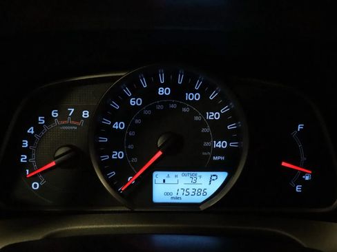 Used 2015 Toyota RAV4 XLE image 25