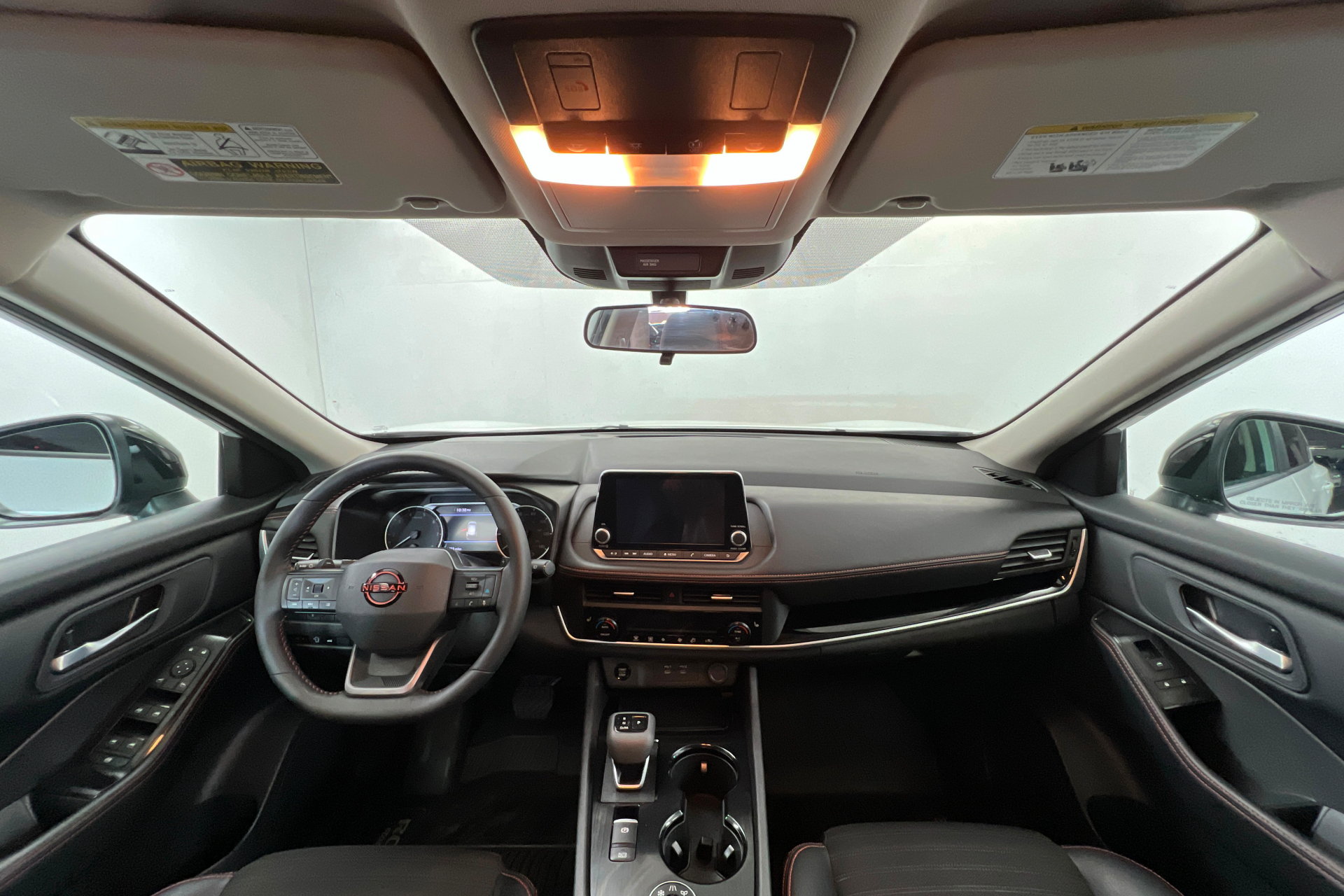 Used 2026 Nissan Rogue SV AWD/4WD image 10