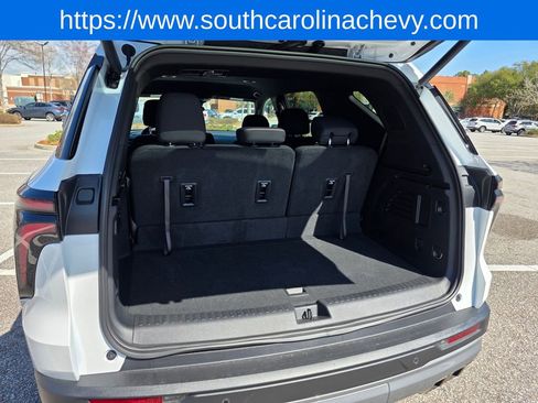 Certified 2024 Chevrolet Traverse LT image 33