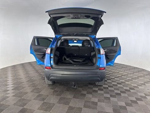 Used 2021 Jeep Cherokee Latitude Plus image 15