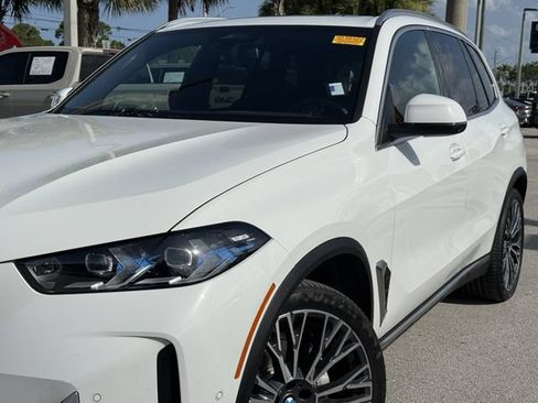 Used 2024 BMW X5 sDrive40i w/ Premium Package RWD image 6