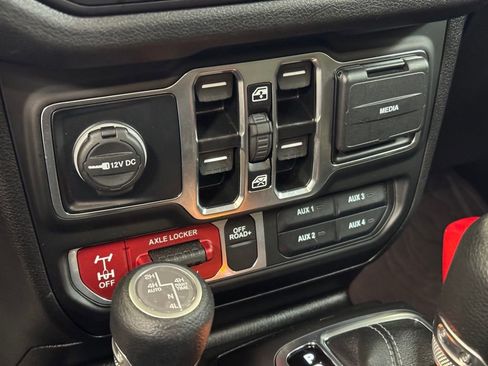 Used 2025 Jeep Wrangler Unlimited Sport S 4xe image 34